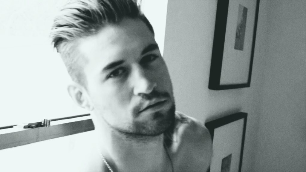 erotic male model Benjamin Godfre