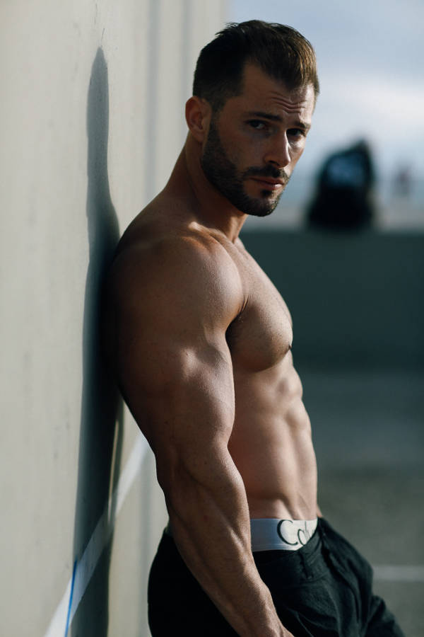 Shirtless Male model Quin Bruce